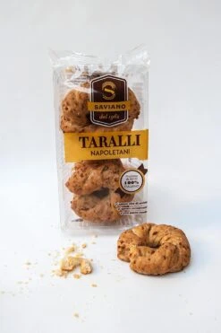Saviano Taralli Napoletani Mandorle, 160g -Piccolos Gastronomias Saviano Taralli Napoletani mandorle 160g 3